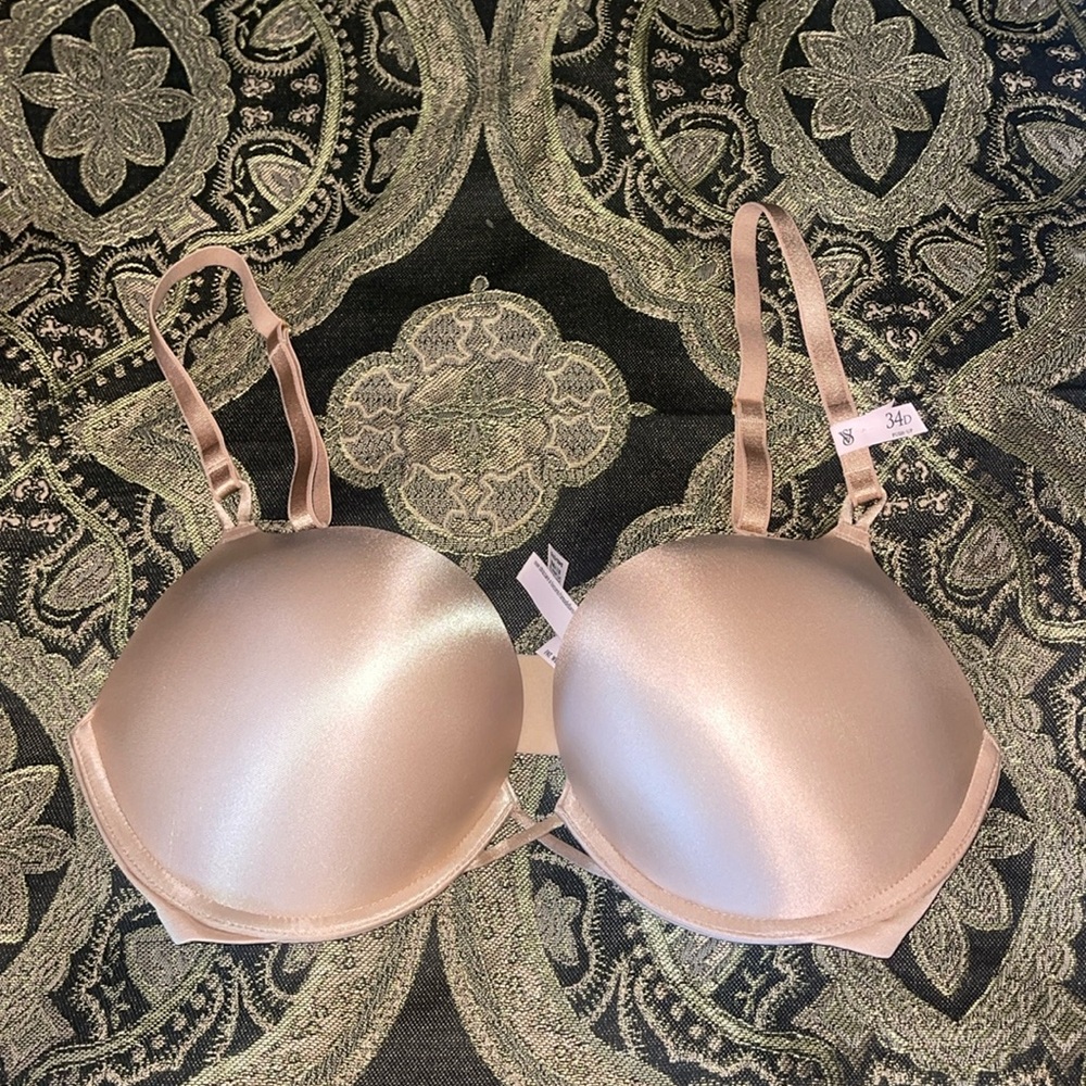 Victoria's Secret Bombshell bra